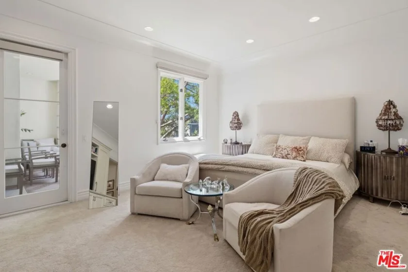 10116 Empyrean Way #202 photo 6