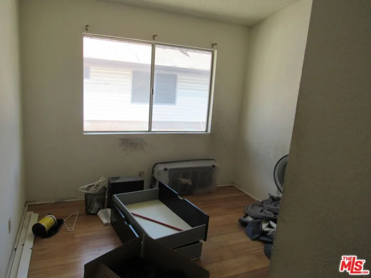 7115 Etiwanda Avenue #18 photo 6