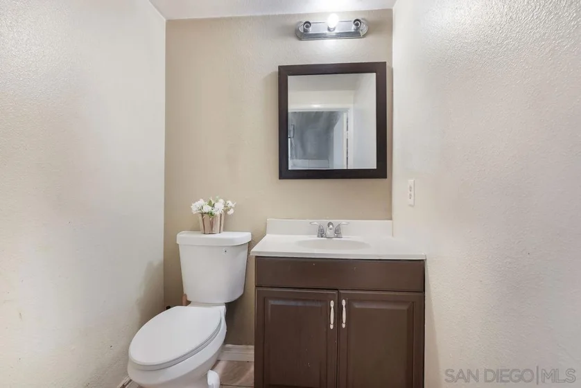 8166 Paradise Valley Court photo 47