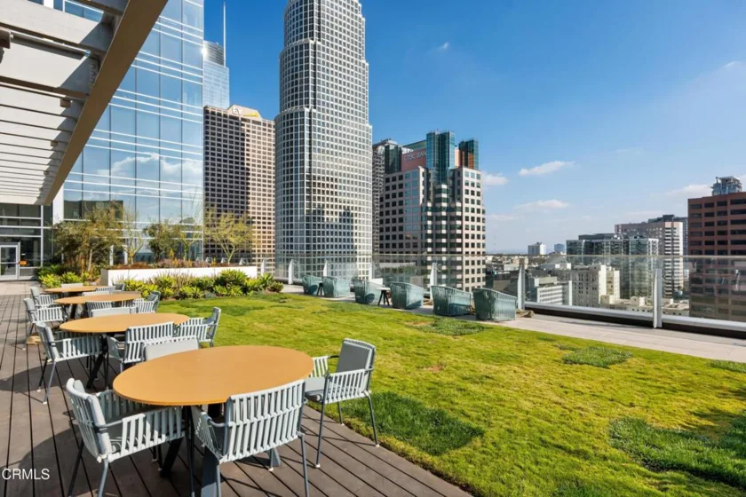 877 Francisco Street #1506 photo 28