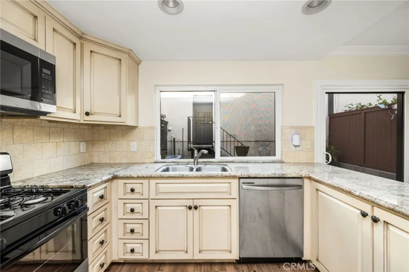 1629 Stonewood Court photo 13