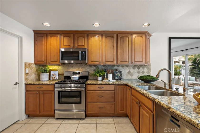 26907 Begonia photo 24