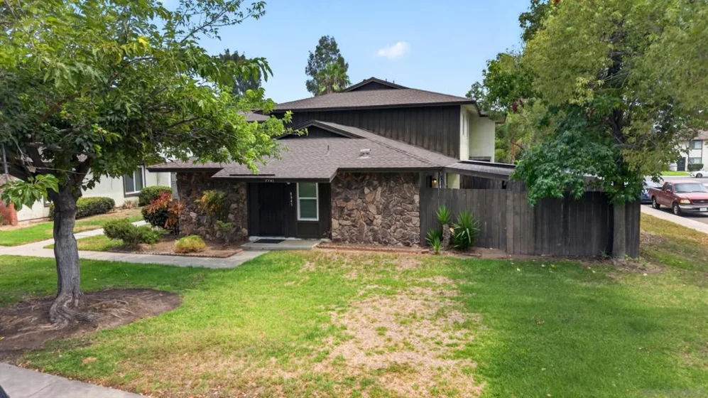 9941 Woodpark photo 27