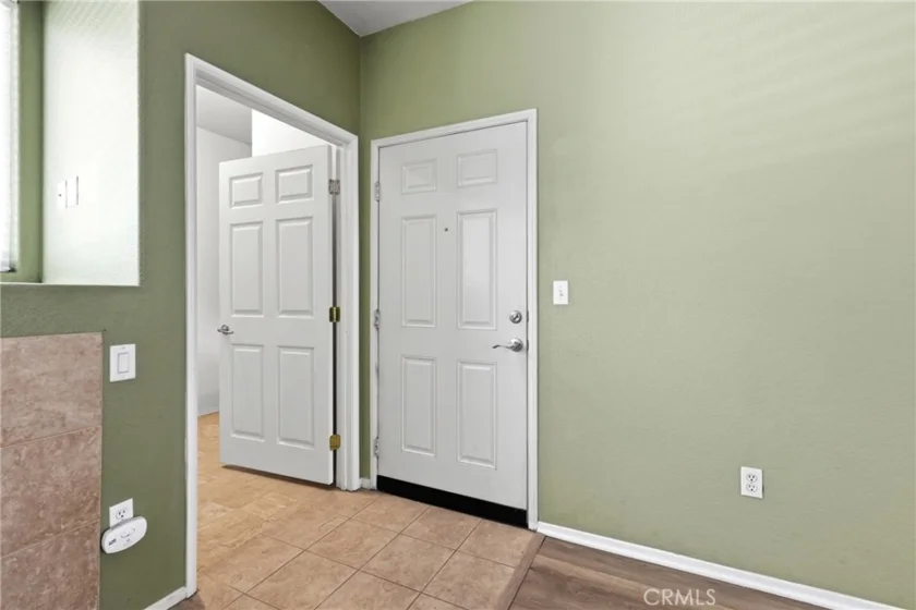 41410 Juniper photo 4