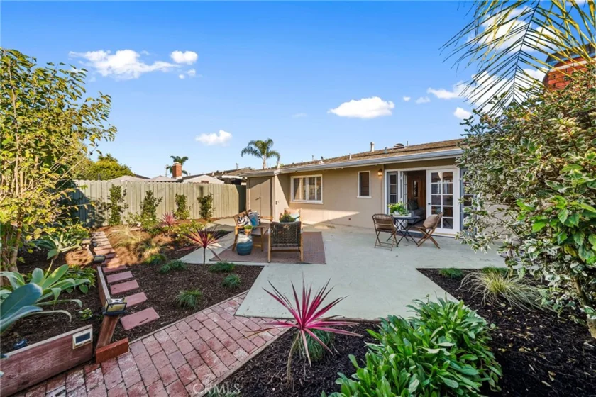 1741 Tustin Avenue #11A photo 1