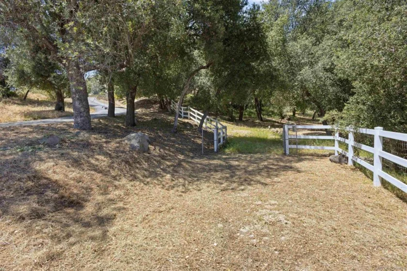 18380 Avenida Caleta photo 41