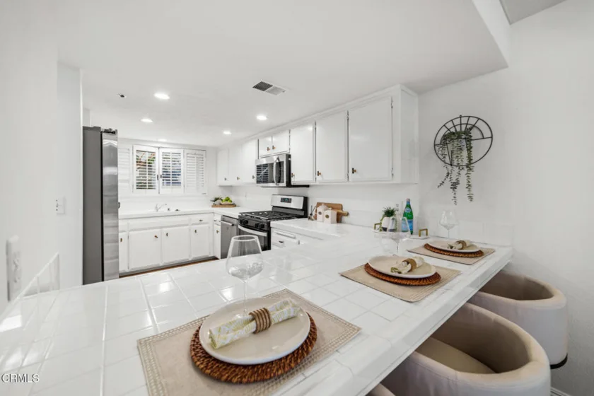 961 E California Boulevard #109 photo 11