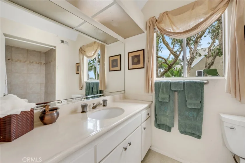 3365 Tempe Drive photo 16