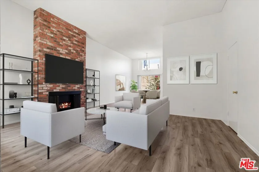 2452 Chelsea Place #L photo 1