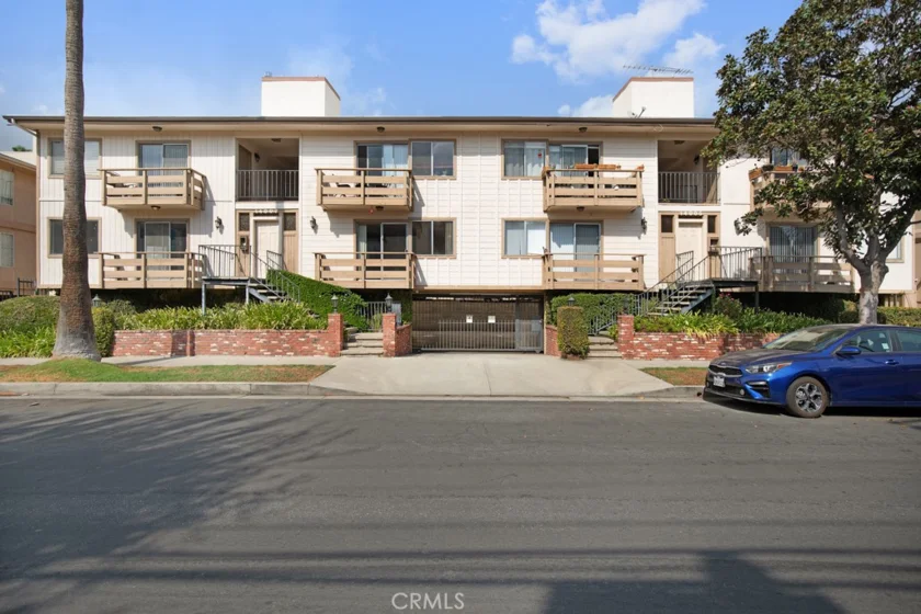 14007 Milbank Street #2 photo 1