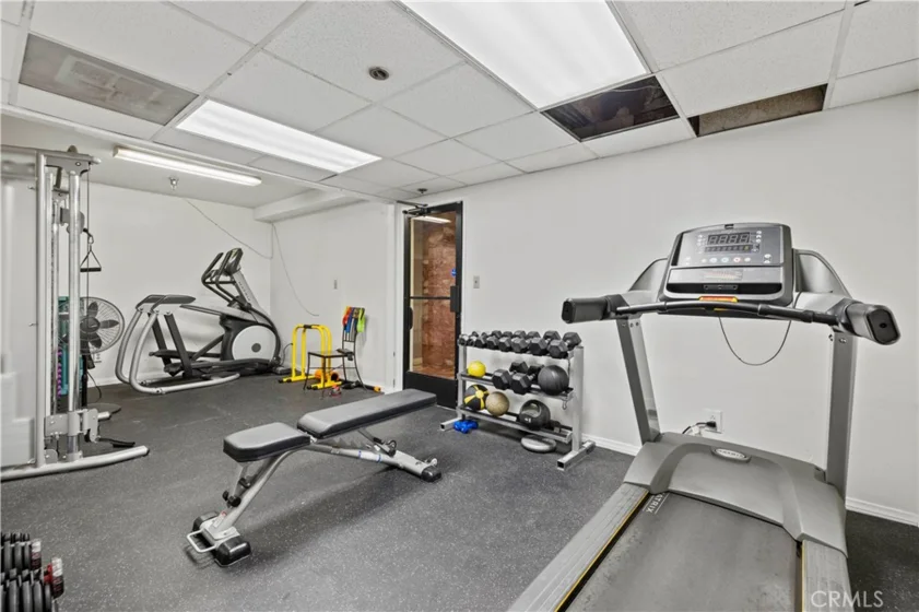 5143 Bakman Avenue #320 photo 26