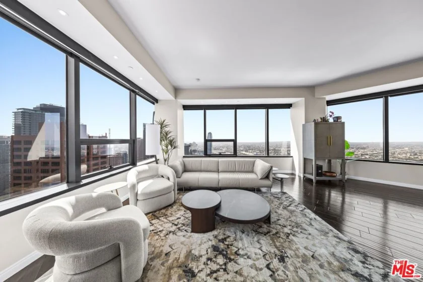 1100 Wilshire Boulevard #3208 photo 3