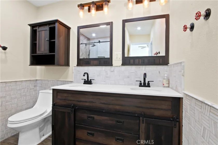 4164 Elizabeth Court photo 8