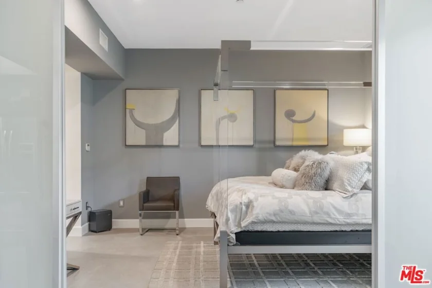 1250 N Harper Avenue #302 photo 14