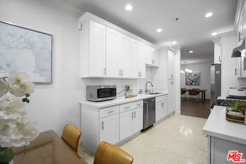 333 Westminster Avenue #104 photo 14