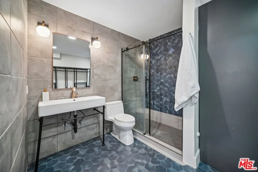 1010 Hammond Street #306 photo 22