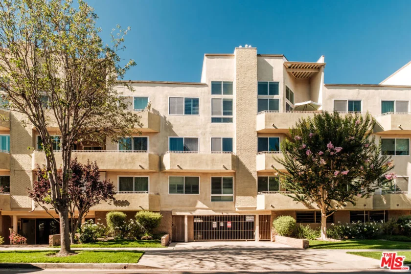 14569 Benefit Street #209 photo 23