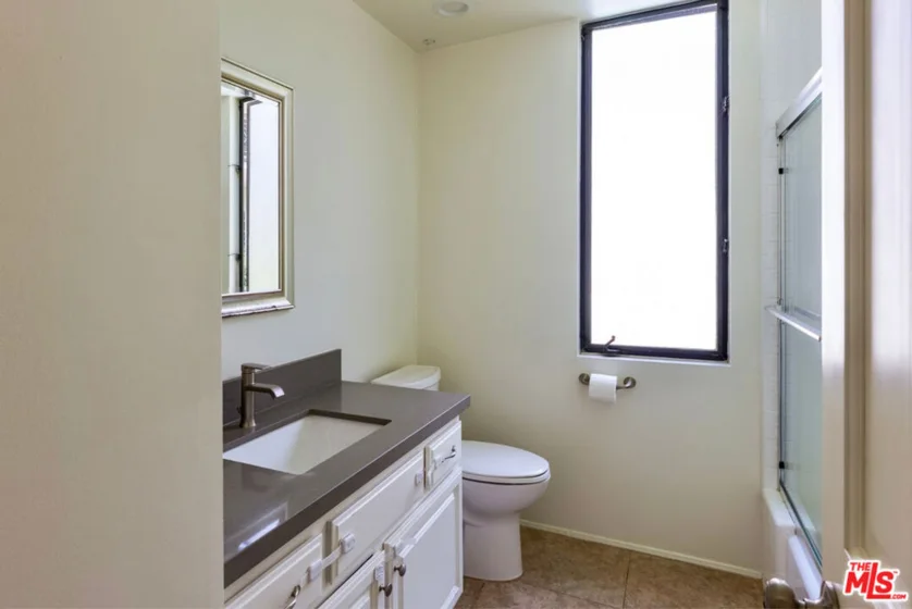 11755 Montana Avenue #208 photo 16