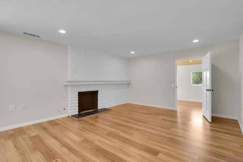 12435 Rios Road photo 7