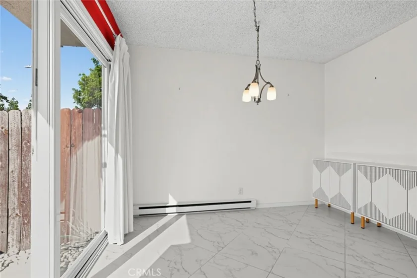7043 Fulton Way photo 10
