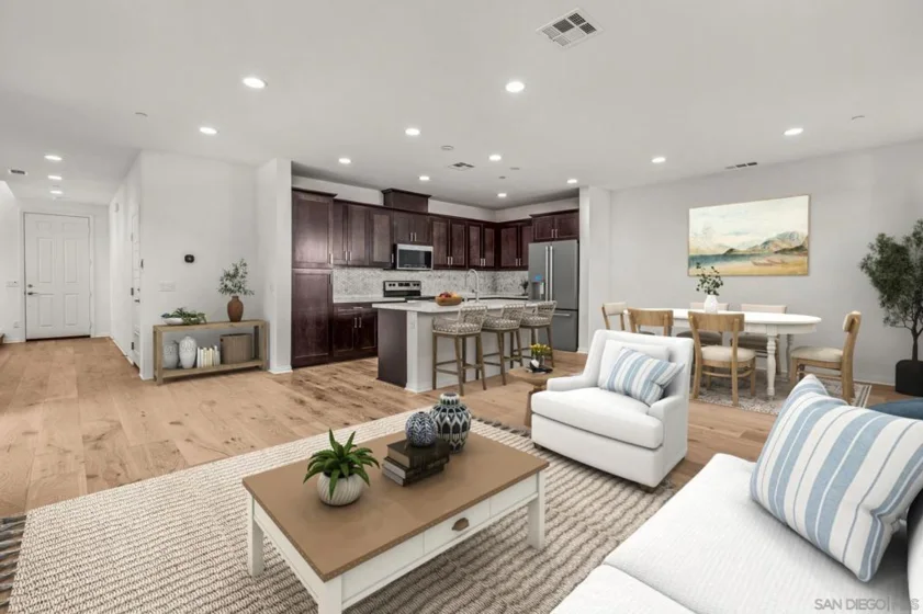 505 Pinedale photo 1