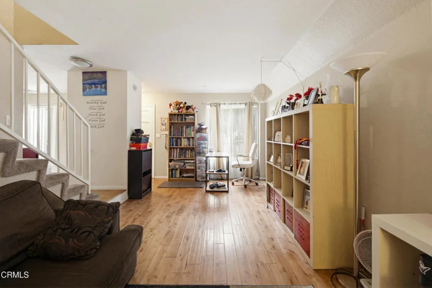 847 N Raymond Avenue #9A photo 2