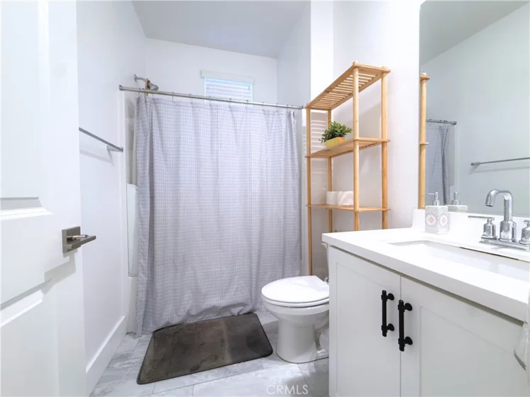 4172 Horvath #102 photo 18