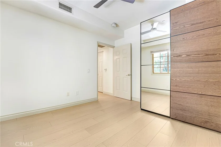 333 N Hill Avenue #203 photo 16