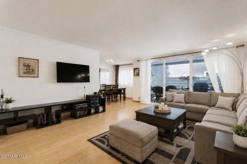 4915 Tyrone Avenue #125 photo 5