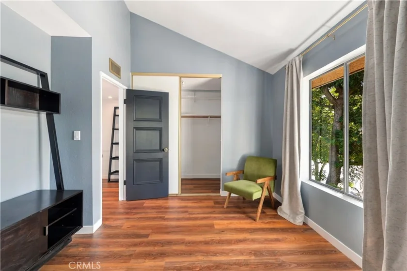 15207 Magnolia Boulevard #119 photo 19