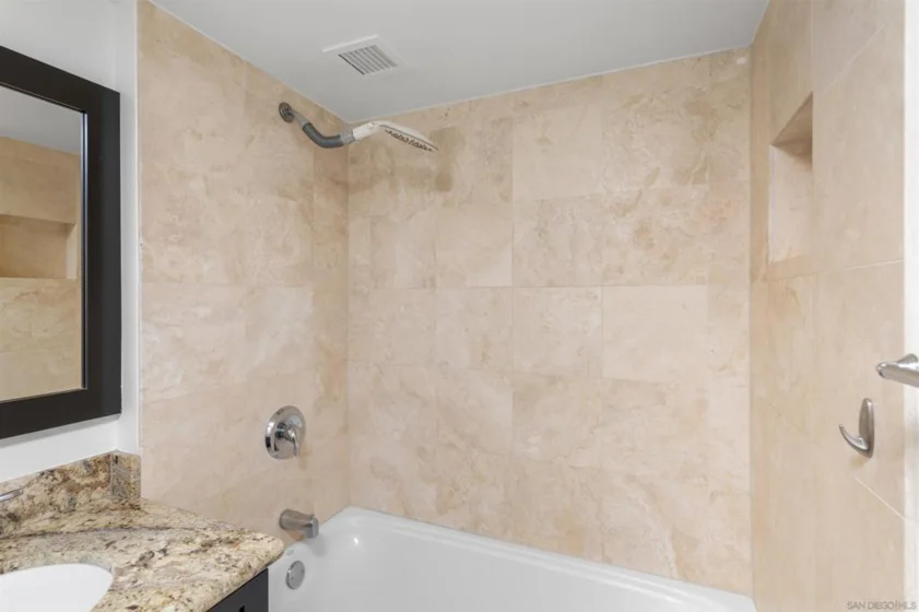 500 W Harbor #417 photo 17