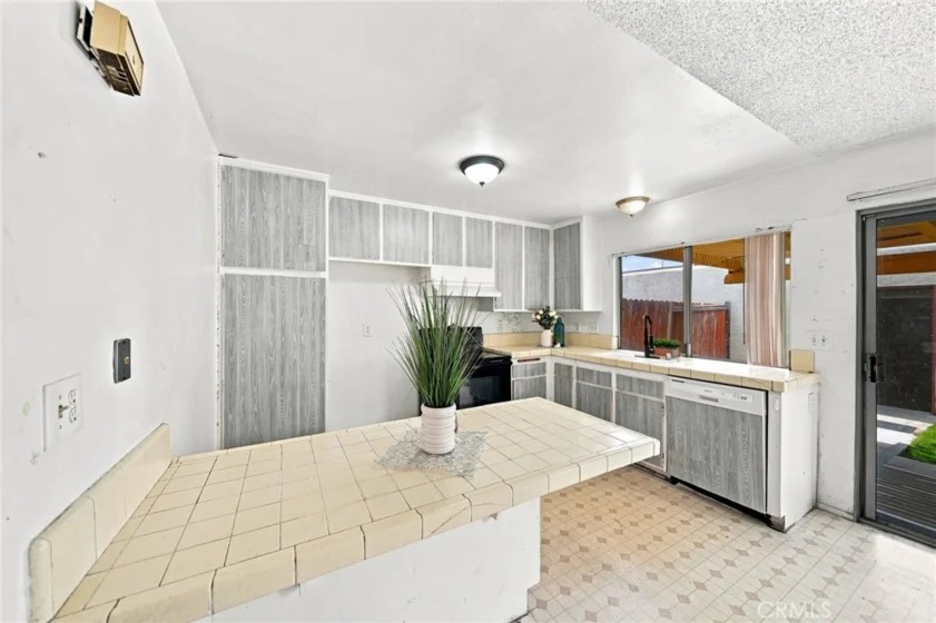 4978 Avila Way photo 12