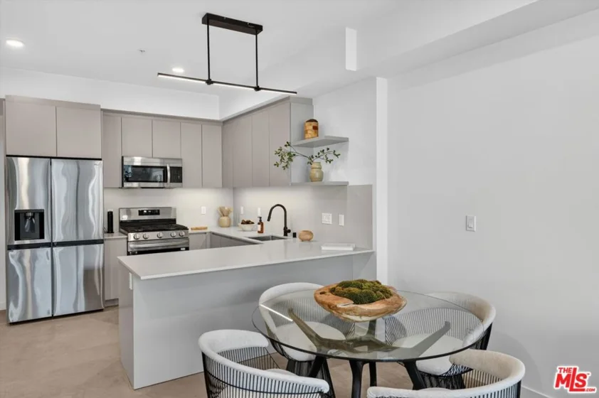 904 S New Hampshire Avenue #407 photo 35