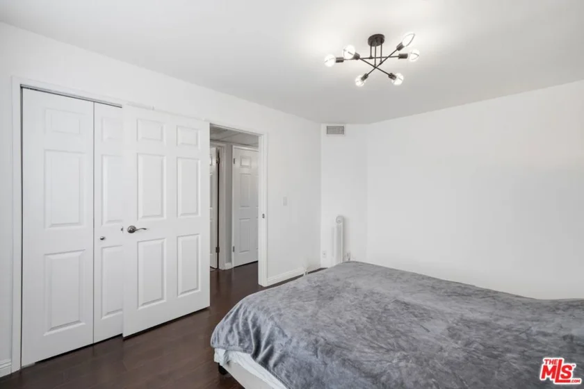 15946 Vanowen Street #209 photo 17