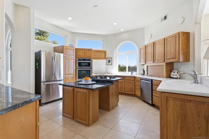 18380 Avenida Caleta photo 9