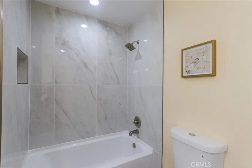 2713 W Northwood photo 21