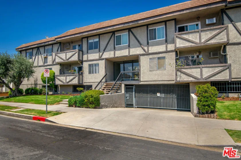 1914 Corinth Avenue #207 photo 1
