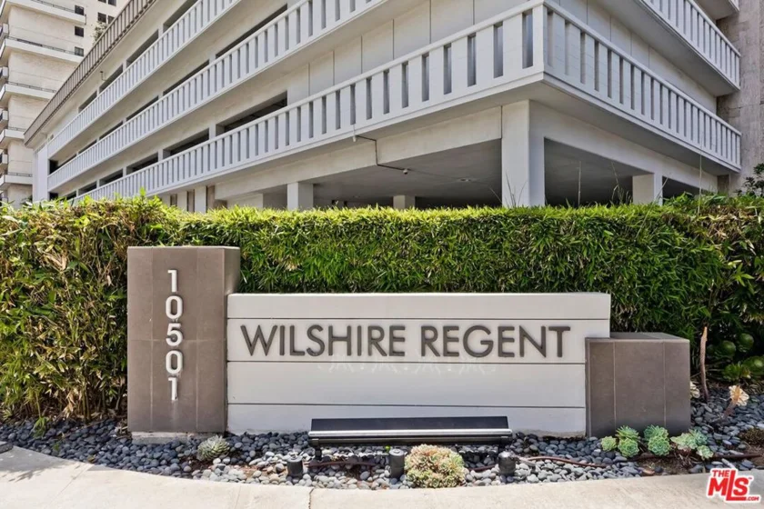 10501 Wilshire Boulevard #1810 photo 21