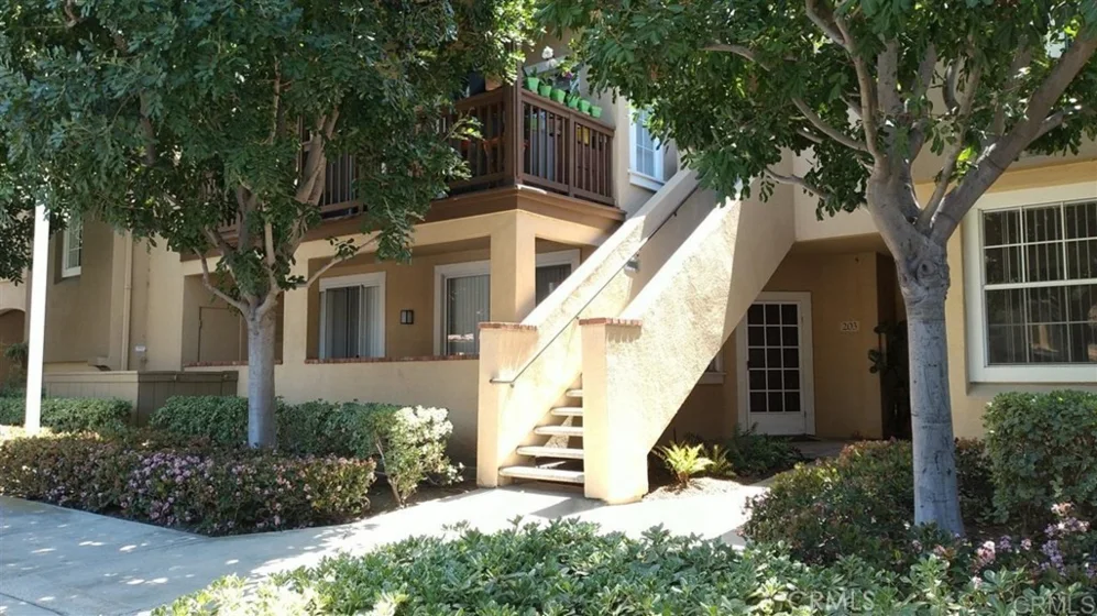 203 Gallery Way photo 1