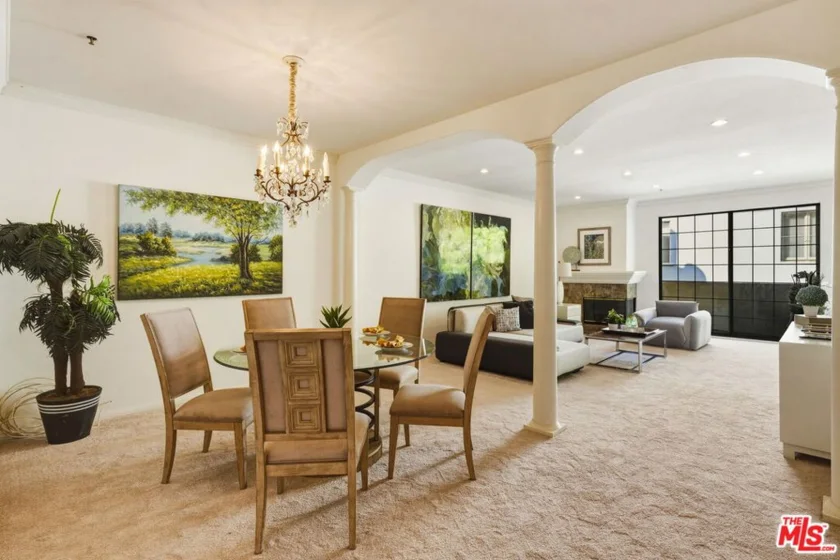 930 N Doheny Drive #308 photo 1