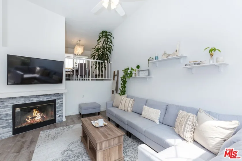 5455 Sylmar Avenue #1404 photo 1