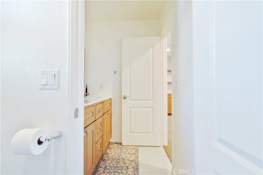 45776 Klamath Court photo 28