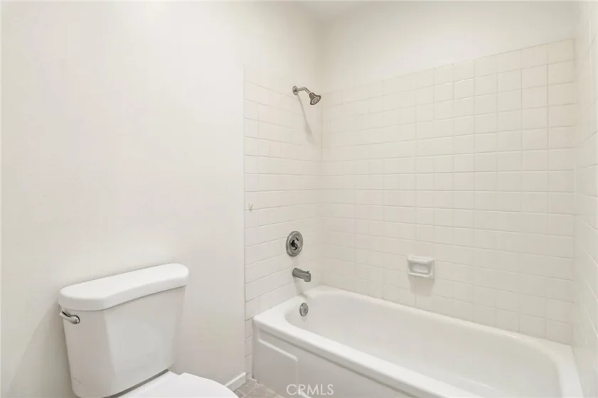 450 W Vermont #2102 photo 18