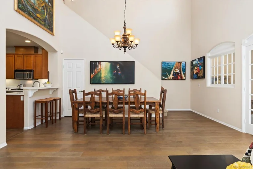 2099 Silverado Street photo 13