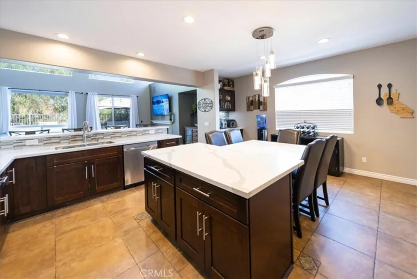 25933 Schafer photo 14