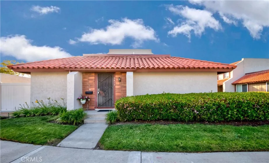 4812 Daroca Way photo 1