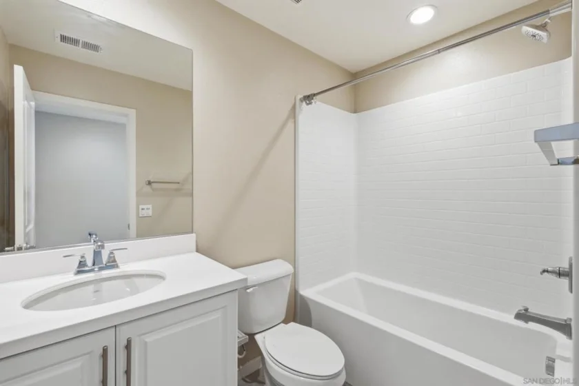 2601 Cranston #710 photo 29