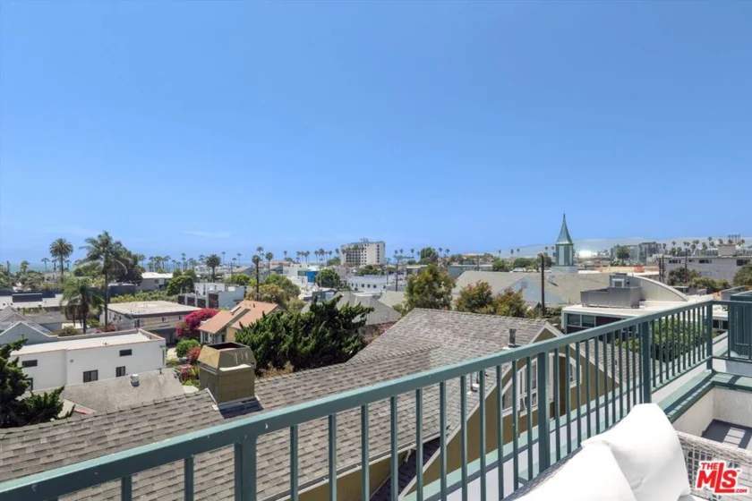245 Hollister Avenue #1 photo 35