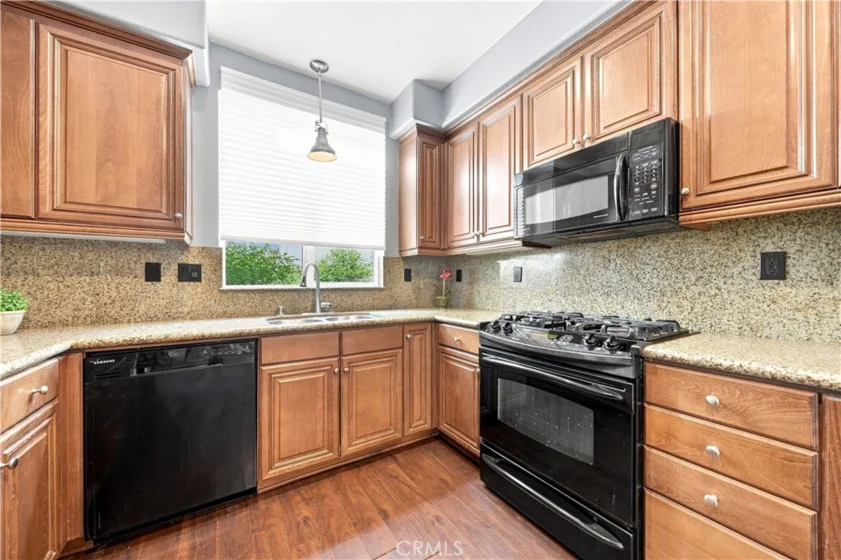 37076 Ascella Lane photo 12