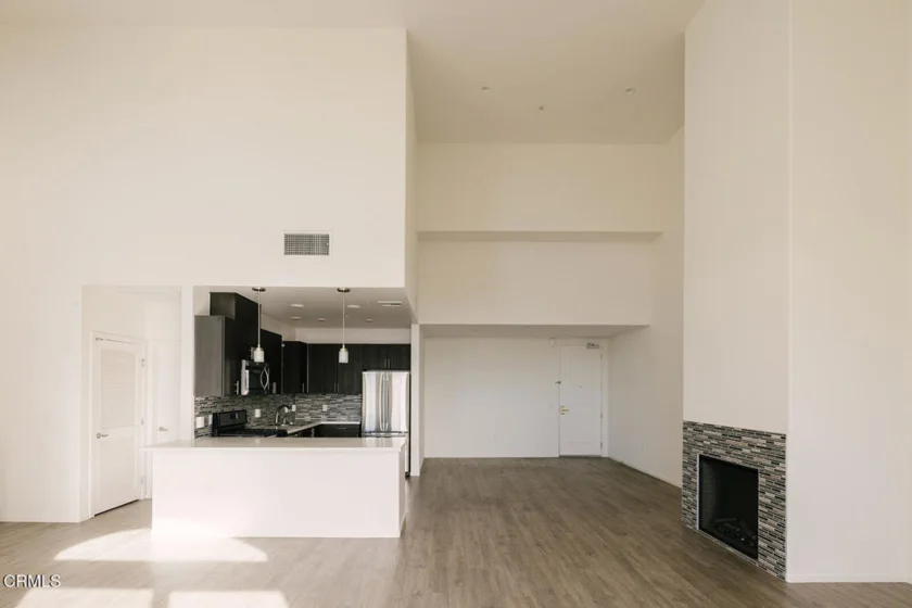 124 W Colorado Street #501 photo 23